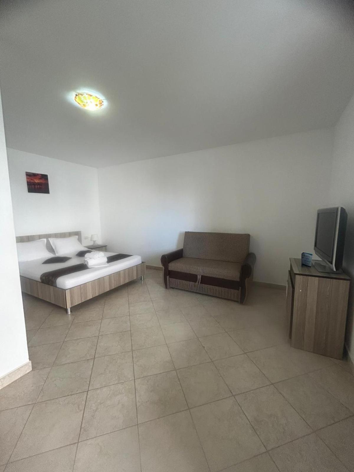 Hotel Marcos Costinesti Esterno foto